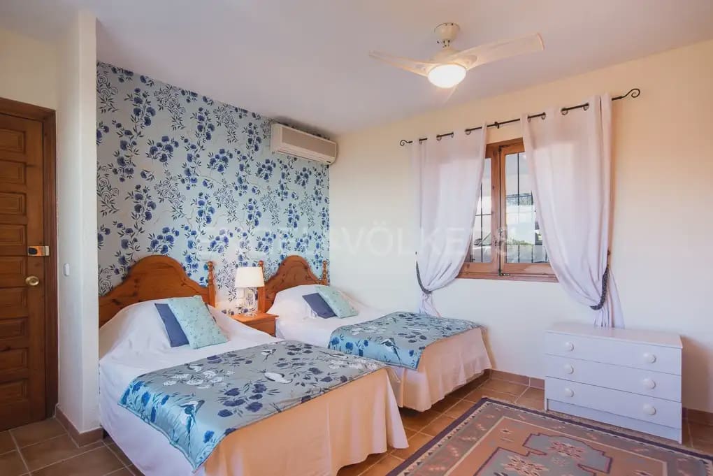 4 bedroom Villa for sale in Alcala de Xivert with pool - € 399,950 (Ref: 9916342)