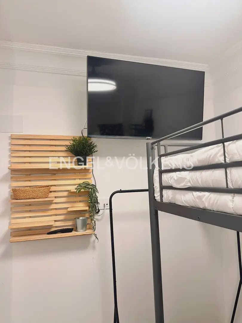 3 sovrum Lägenhet att hyra i Valencia stad - 1 800 € (Ref: 9918660)