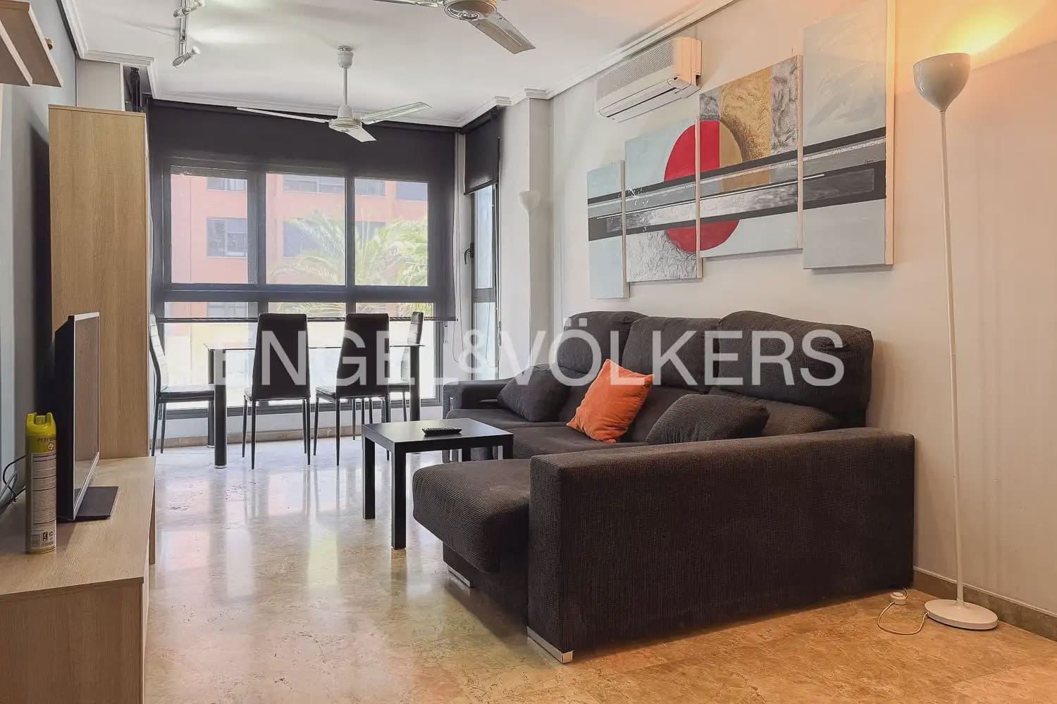 Appartement de 2 chambres à louer à Valence ville avec garage - 1 350 € (Ref: 9918661)
