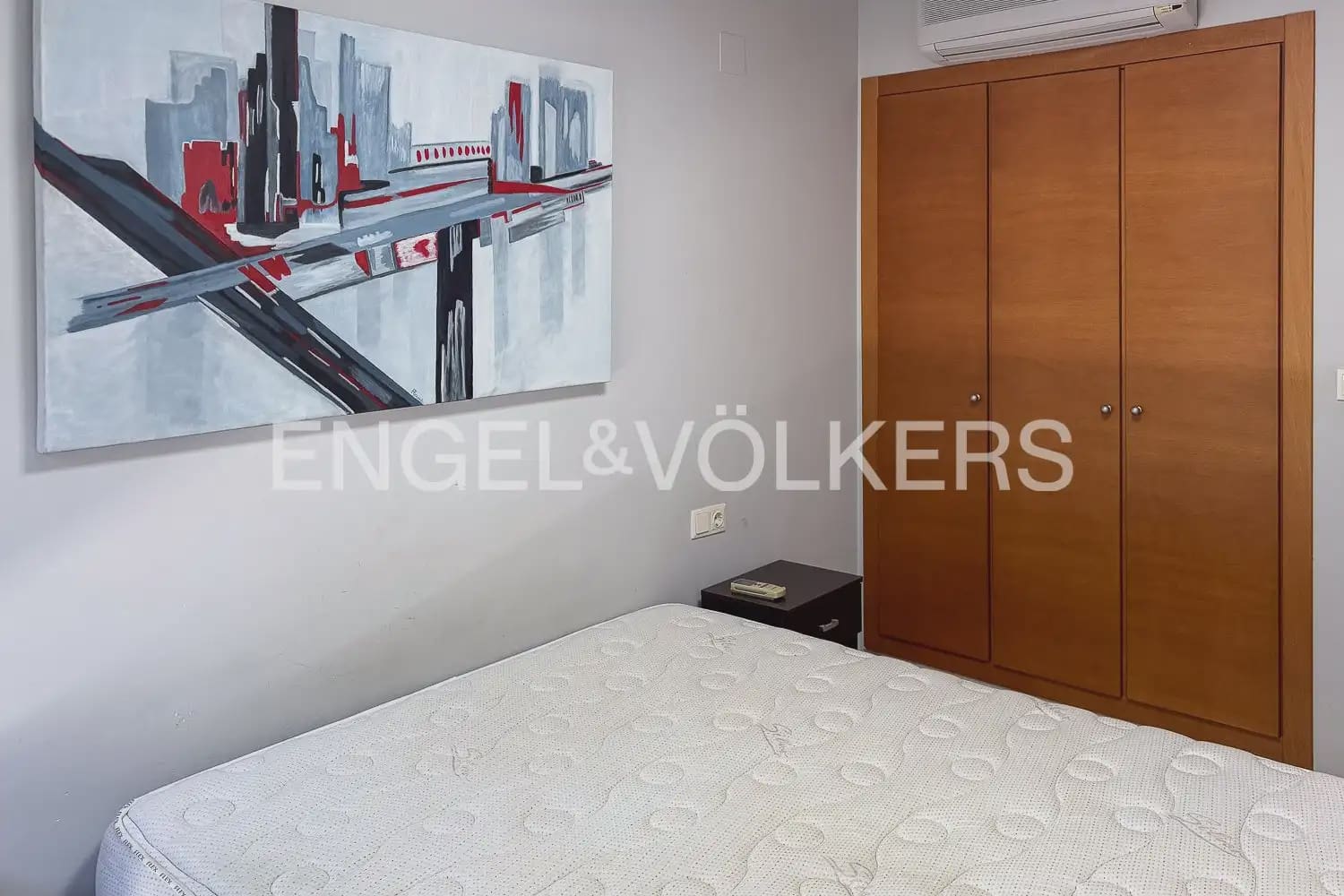Appartement de 2 chambres à louer à Valence ville avec garage - 1 350 € (Ref: 9918661)