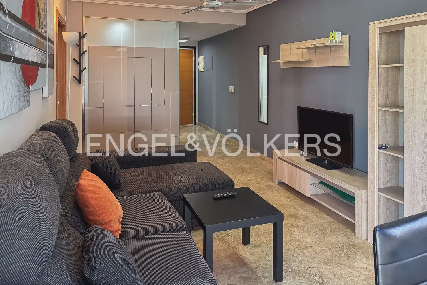 Appartement de 2 chambres à louer à Valence ville avec garage - 1 350 € (Ref: 9918661)
