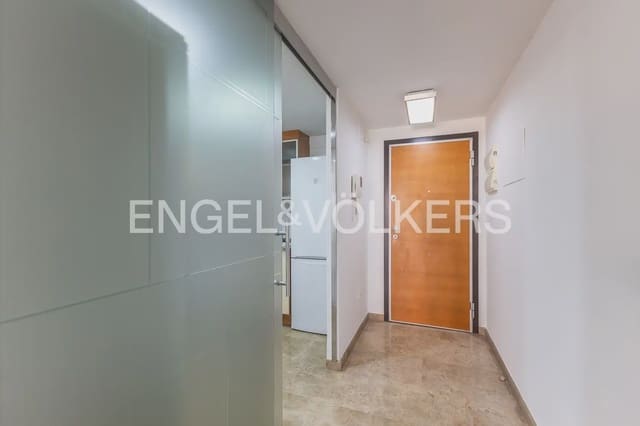 2 soverom Leilighet til leie i En Corts, Valencia by med garasje - € 1 350 (Ref: 9918661)