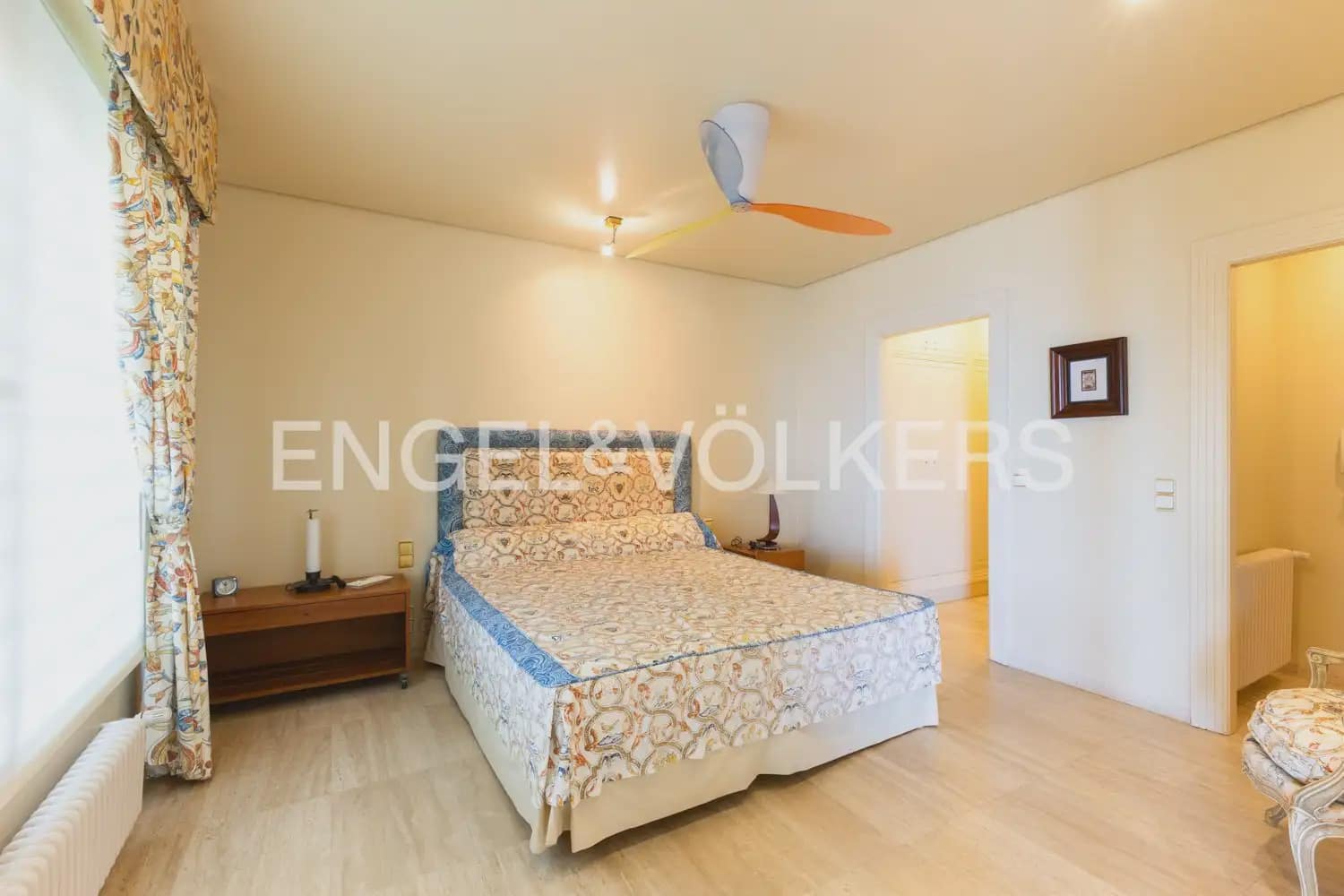 6 quarto Moradia Geminada para arrendar em Oropesa  com piscina garagem - 8 000 € (Ref: 9918663)