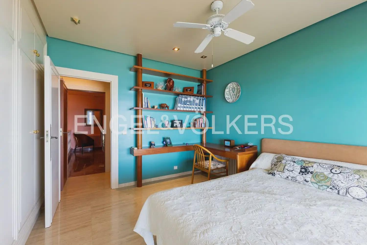 6 quarto Moradia Geminada para arrendar em Oropesa  com piscina garagem - 8 000 € (Ref: 9918663)
