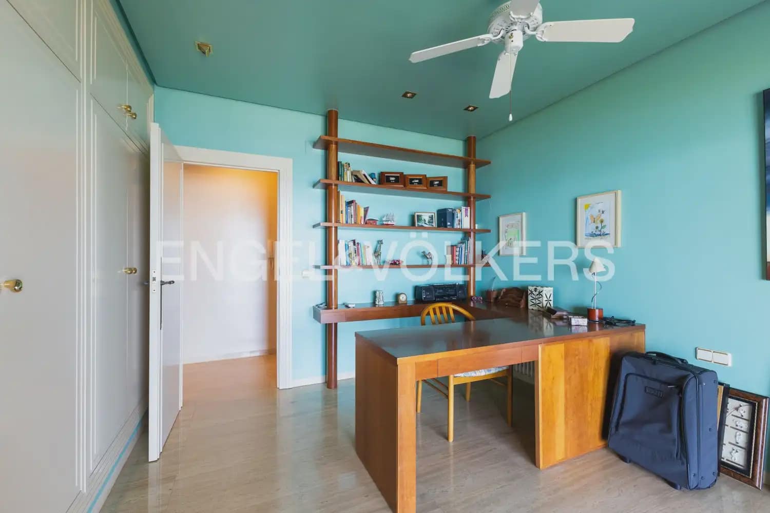 6 quarto Moradia Geminada para arrendar em Oropesa  com piscina garagem - 8 000 € (Ref: 9918663)