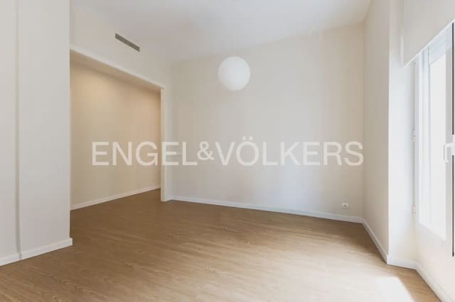 3 slaapkamer Flat te huur in Russafa, Valencia stad - € 2.300 (Ref: 9918849)