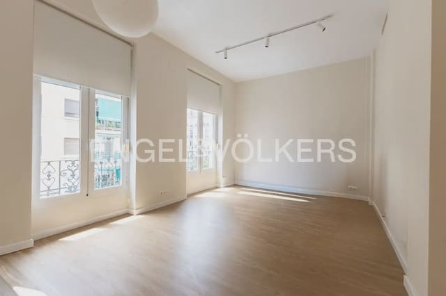 3 slaapkamer Flat te huur in Russafa, Valencia stad - € 2.300 (Ref: 9918849)