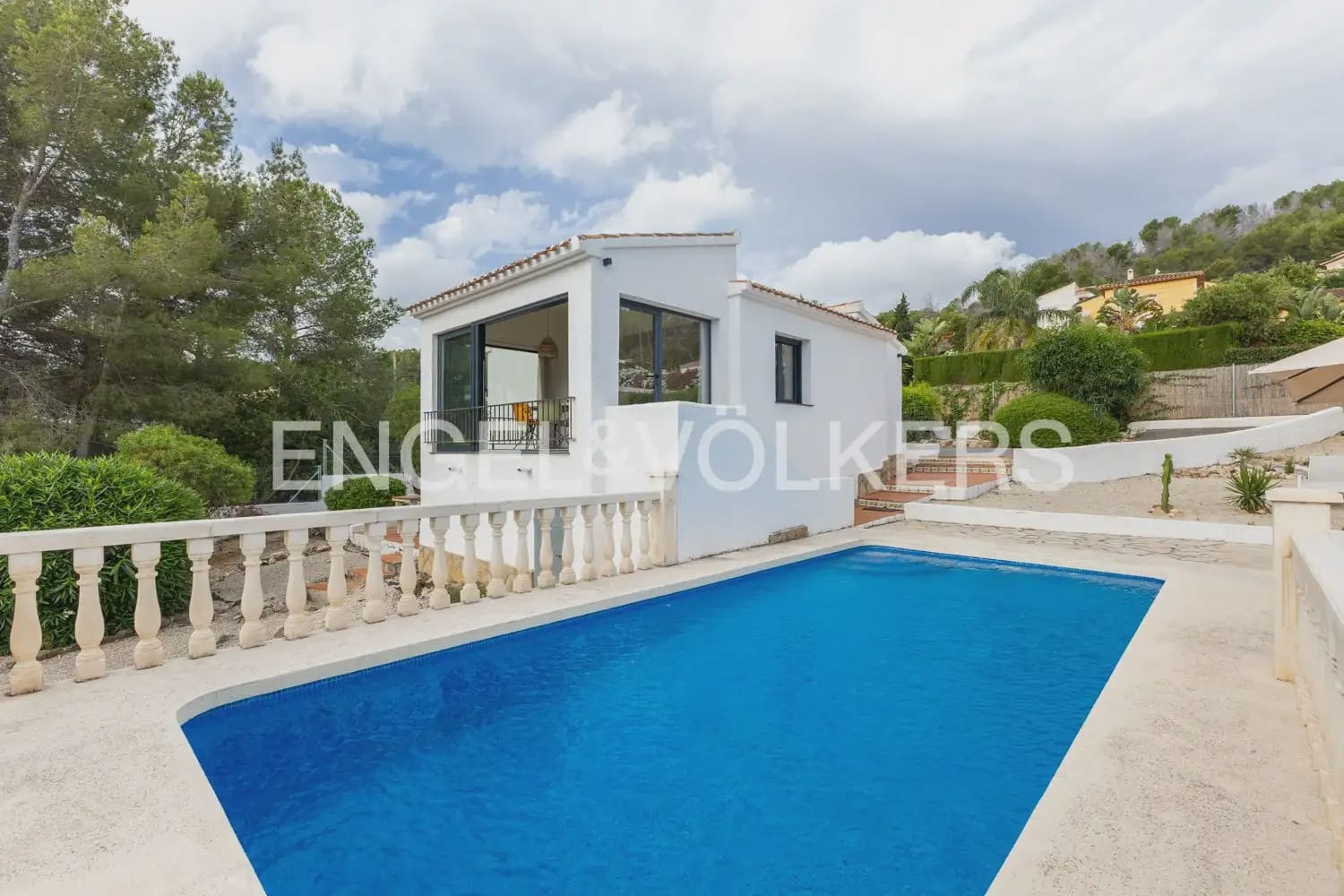 2 Zimmer Villa zu verkaufen in Javea / Xabia mit Pool Garage - 529.500 € (Ref: 9918850)