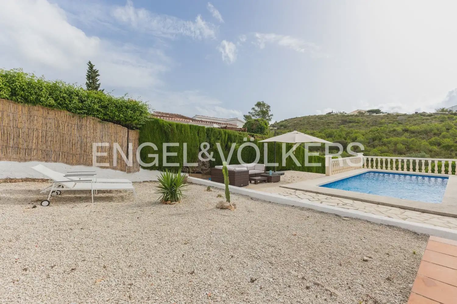 2 Zimmer Villa zu verkaufen in Javea / Xabia mit Pool Garage - 529.500 € (Ref: 9918850)