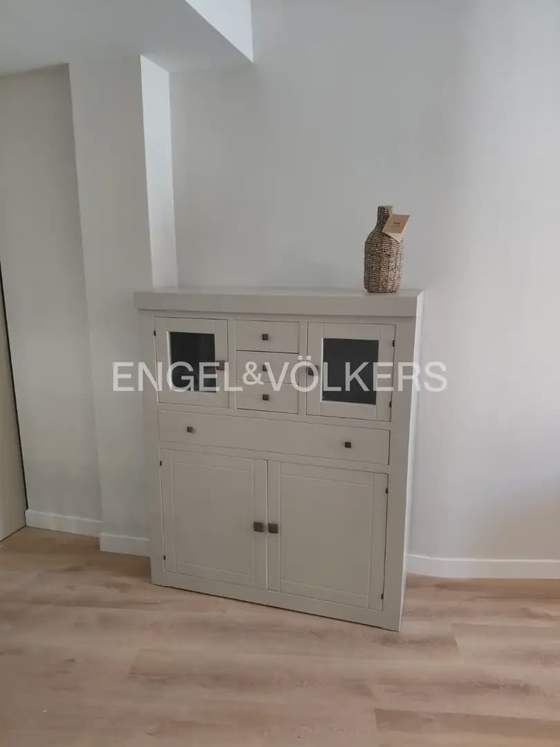 3 Zimmer Penthouse zu vermieten in Denia - 2.000 € (Ref: 9918851)