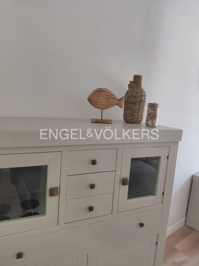 3 Zimmer Penthouse zu vermieten in Denia - 2.000 € (Ref: 9918851)
