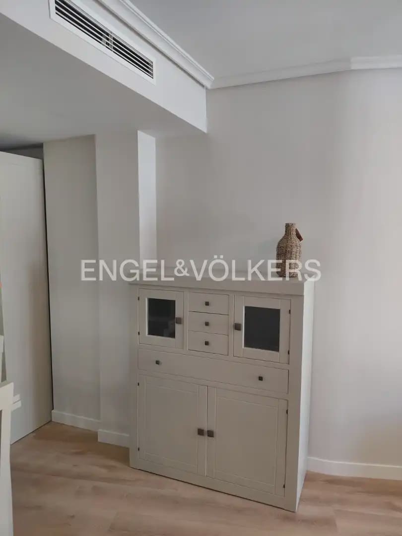3 Zimmer Penthouse zu vermieten in Denia - 2.000 € (Ref: 9918851)