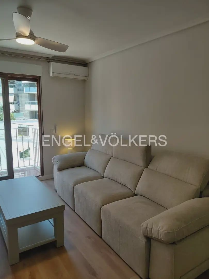 3 Zimmer Penthouse zu vermieten in Denia - 2.000 € (Ref: 9918851)