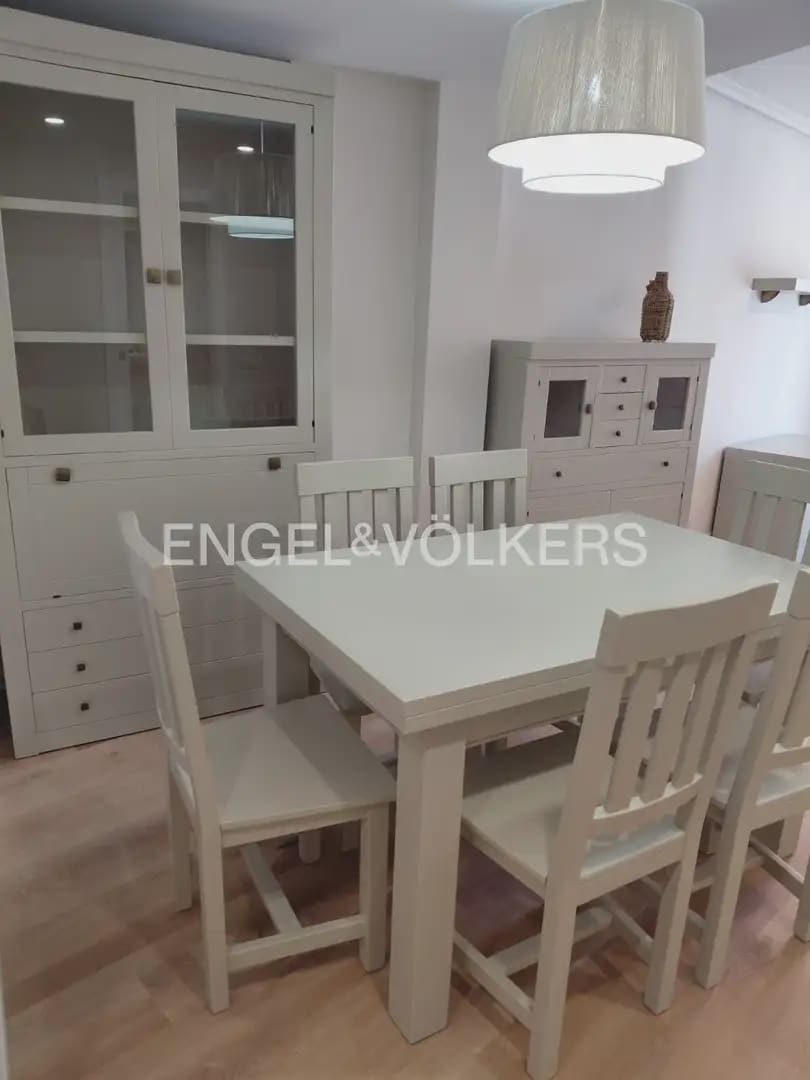 3 Zimmer Penthouse zu vermieten in Denia - 2.000 € (Ref: 9918851)