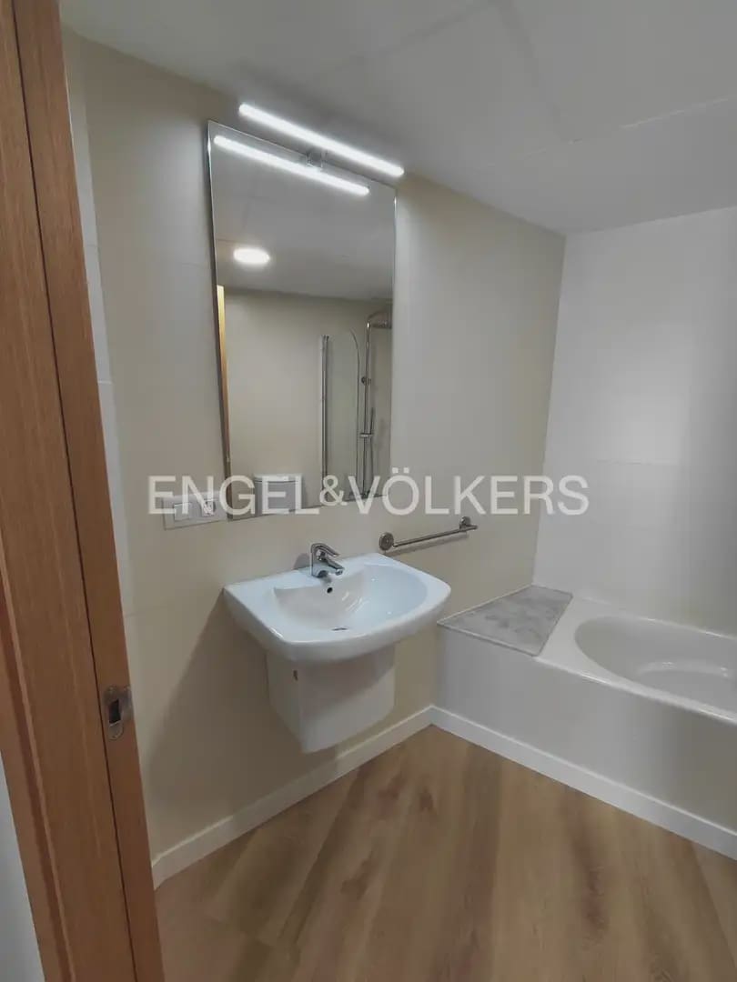 3 Zimmer Penthouse zu vermieten in Denia - 2.000 € (Ref: 9918851)