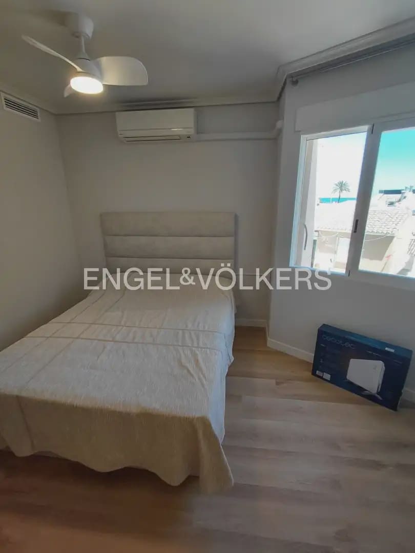 3 Zimmer Penthouse zu vermieten in Denia - 2.000 € (Ref: 9918851)