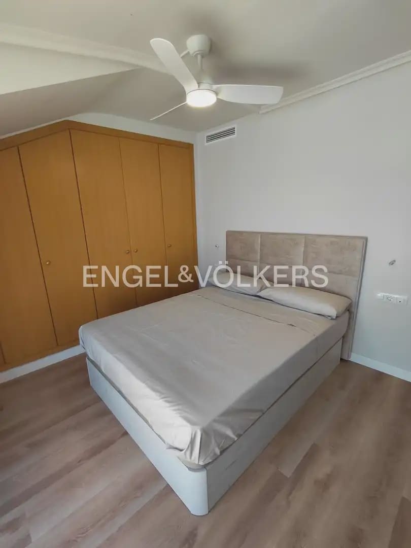 3 Zimmer Penthouse zu vermieten in Denia - 2.000 € (Ref: 9918851)