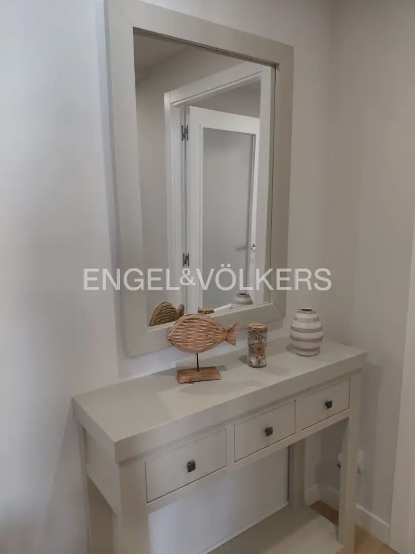 3 Zimmer Penthouse zu vermieten in Denia - 2.000 € (Ref: 9918851)