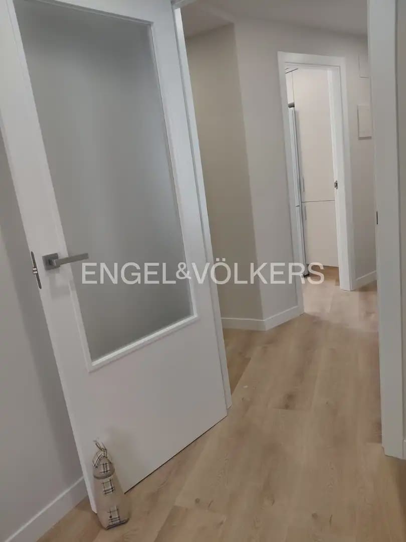 3 Zimmer Penthouse zu vermieten in Denia - 2.000 € (Ref: 9918851)