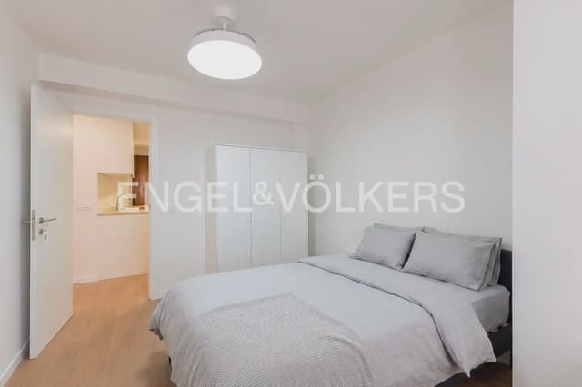 4 slaapkamer Flat te huur in Cabanyal-Canyamelar, Valencia stad - € 1.700 (Ref: 9919043)
