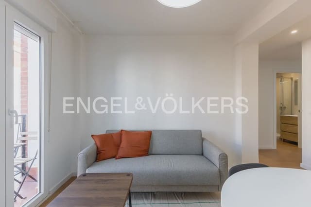 4 quarto Apartamento para arrendar em Cabanyal-Canyamelar, Valência cidade - 1 700 € (Ref: 9919043)