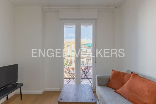 4 quarto Apartamento para arrendar em Cabanyal-Canyamelar, Valência cidade - 1 700 € (Ref: 9919043)