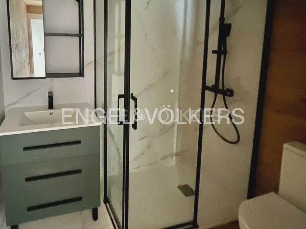1 sovrum Lägenhet att hyra i Valencia stad - 1 350 € (Ref: 9919044)