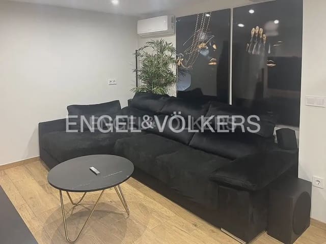 1 sovrum Lägenhet att hyra i Ciutat Jardi, Valencia stad - 1 350 € (Ref: 9919044)