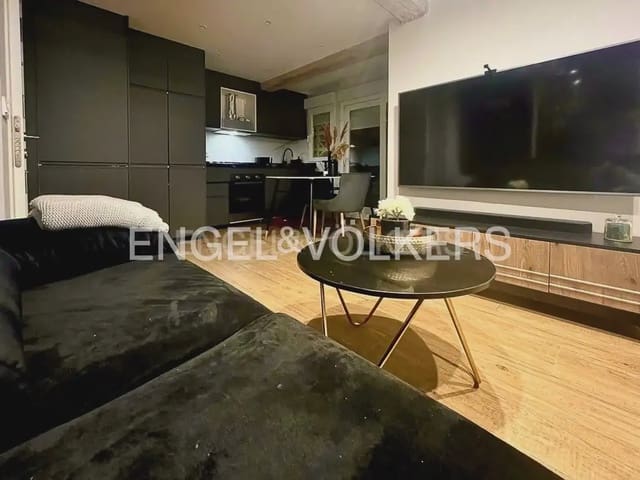 1 sovrum Lägenhet att hyra i Ciutat Jardi, Valencia stad - 1 350 € (Ref: 9919044)