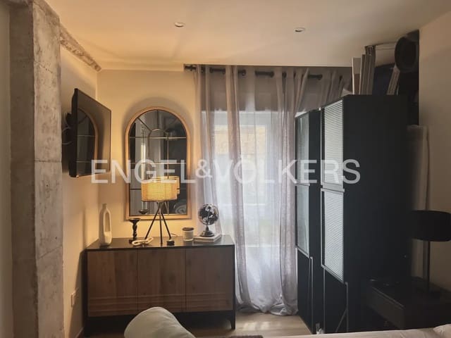 1 sovrum Lägenhet att hyra i Ciutat Jardi, Valencia stad - 1 350 € (Ref: 9919044)