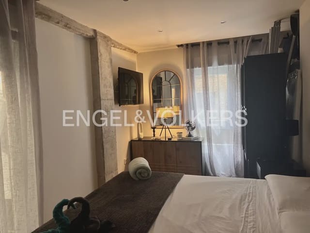 1 sovrum Lägenhet att hyra i Ciutat Jardi, Valencia stad - 1 350 € (Ref: 9919044)