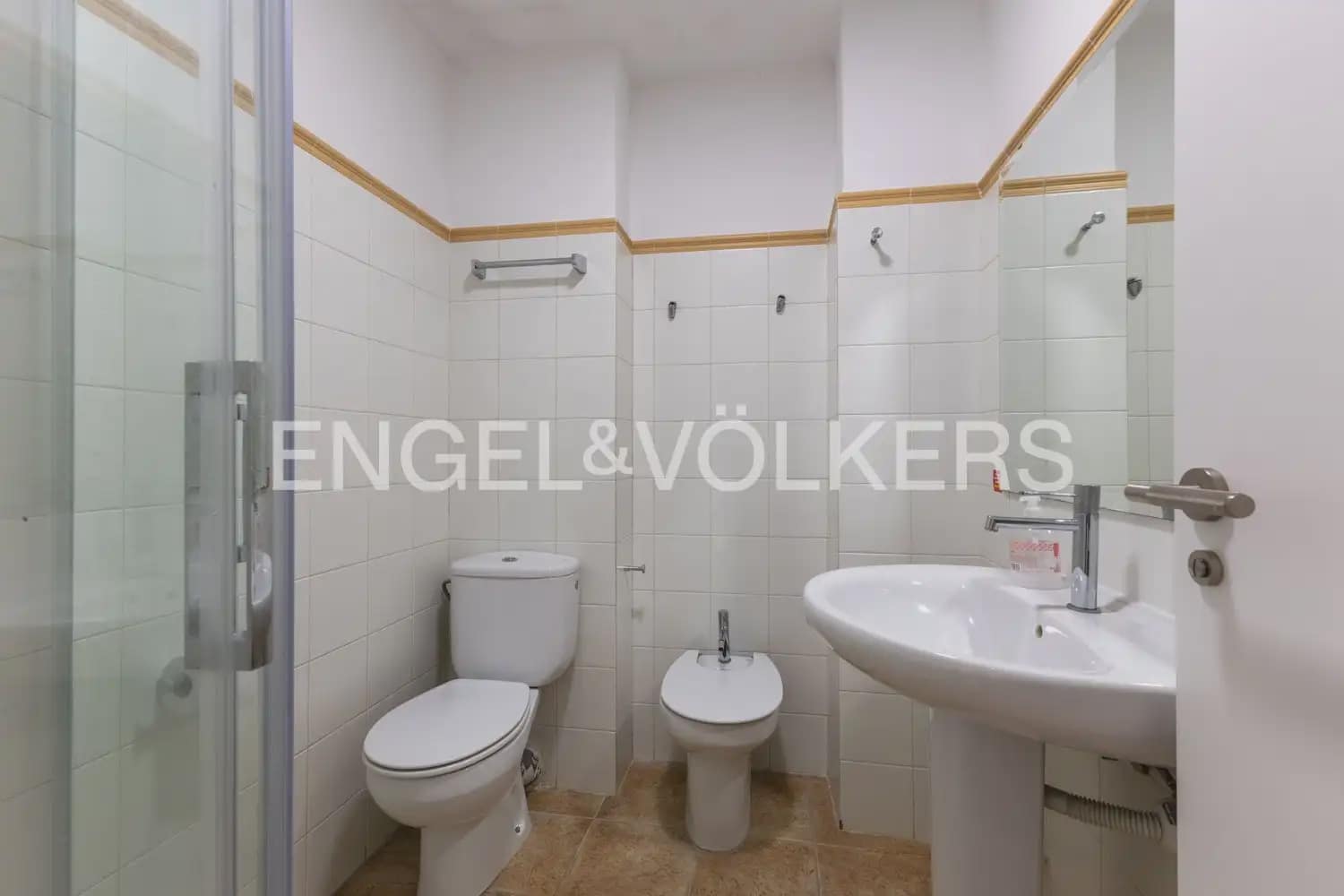 4 sovrum Lägenhet att hyra i Valencia stad med garage - 3 500 € (Ref: 9919045)