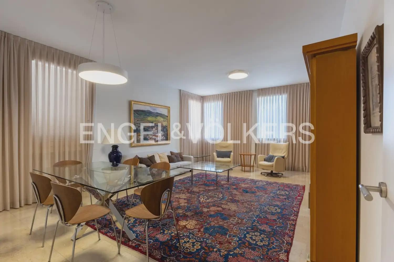 4 sovrum Lägenhet att hyra i Valencia stad med garage - 3 500 € (Ref: 9919045)