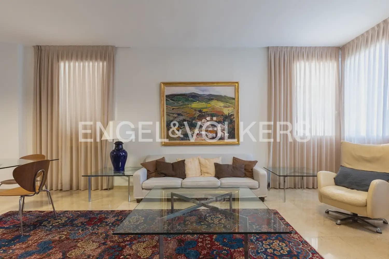 4 sovrum Lägenhet att hyra i Valencia stad med garage - 3 500 € (Ref: 9919045)