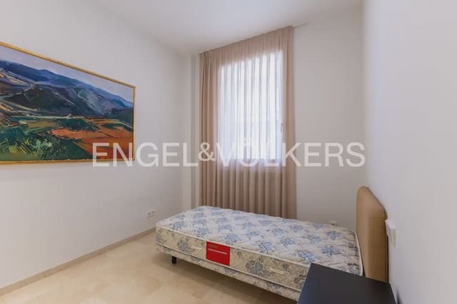 4 sovrum Lägenhet att hyra i La Xerea, Valencia stad med garage - 3 500 € (Ref: 9919045)