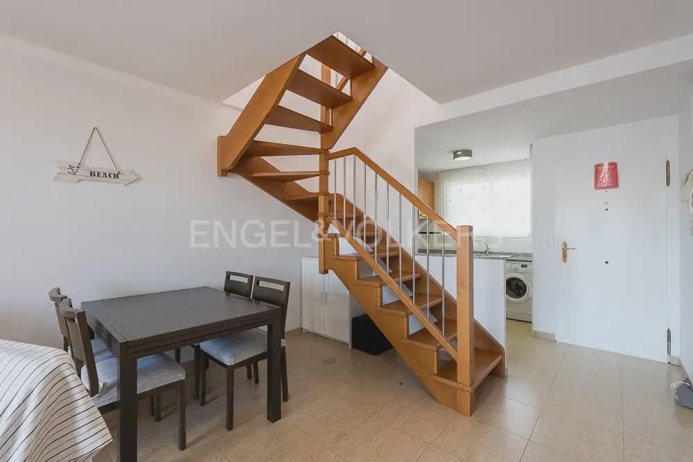 2 slaapkamer Flat te huur in Canet d'En Berenguer met zwembad garage - € 850 (Ref: 9919047)