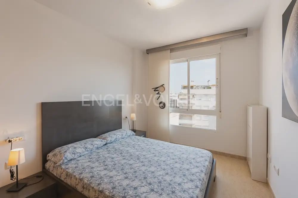 2 slaapkamer Flat te huur in Canet d'En Berenguer met zwembad garage - € 850 (Ref: 9919047)