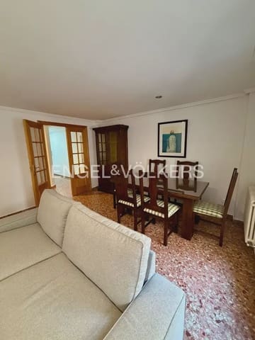 4 sovrum Lägenhet att hyra i La Petxina, Valencia stad - 1 500 € (Ref: 9919049)