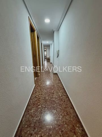 4 sovrum Lägenhet att hyra i La Petxina, Valencia stad - 1 500 € (Ref: 9919049)