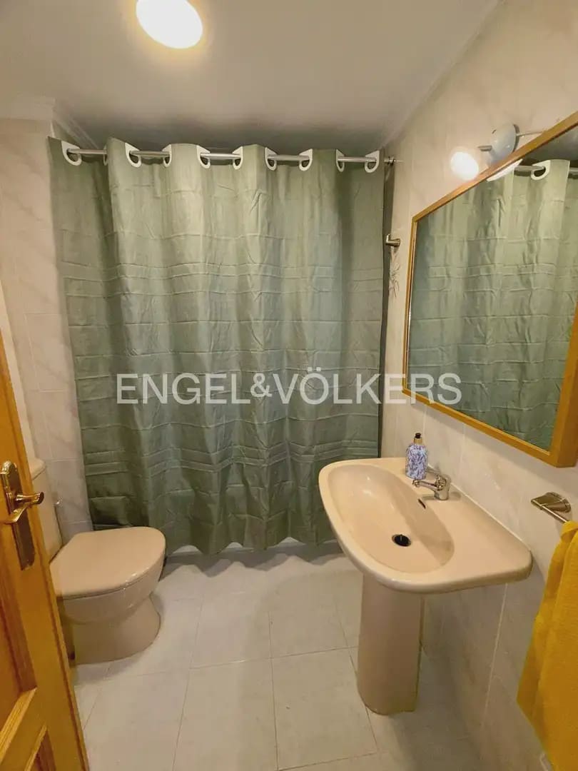 4 sovrum Lägenhet att hyra i Valencia stad - 1 500 € (Ref: 9919049)