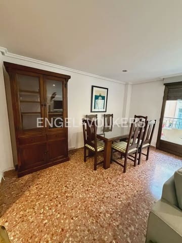 4 sovrum Lägenhet att hyra i La Petxina, Valencia stad - 1 500 € (Ref: 9919049)
