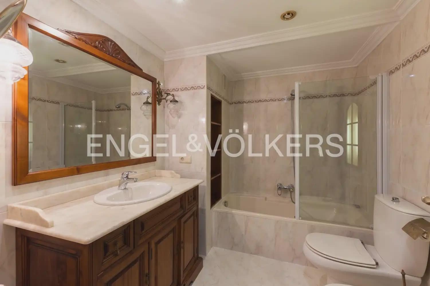 5 soveværelse Lejlighed til salg i Valencia by med garage - € 1.050.000 (Ref: 9919051)