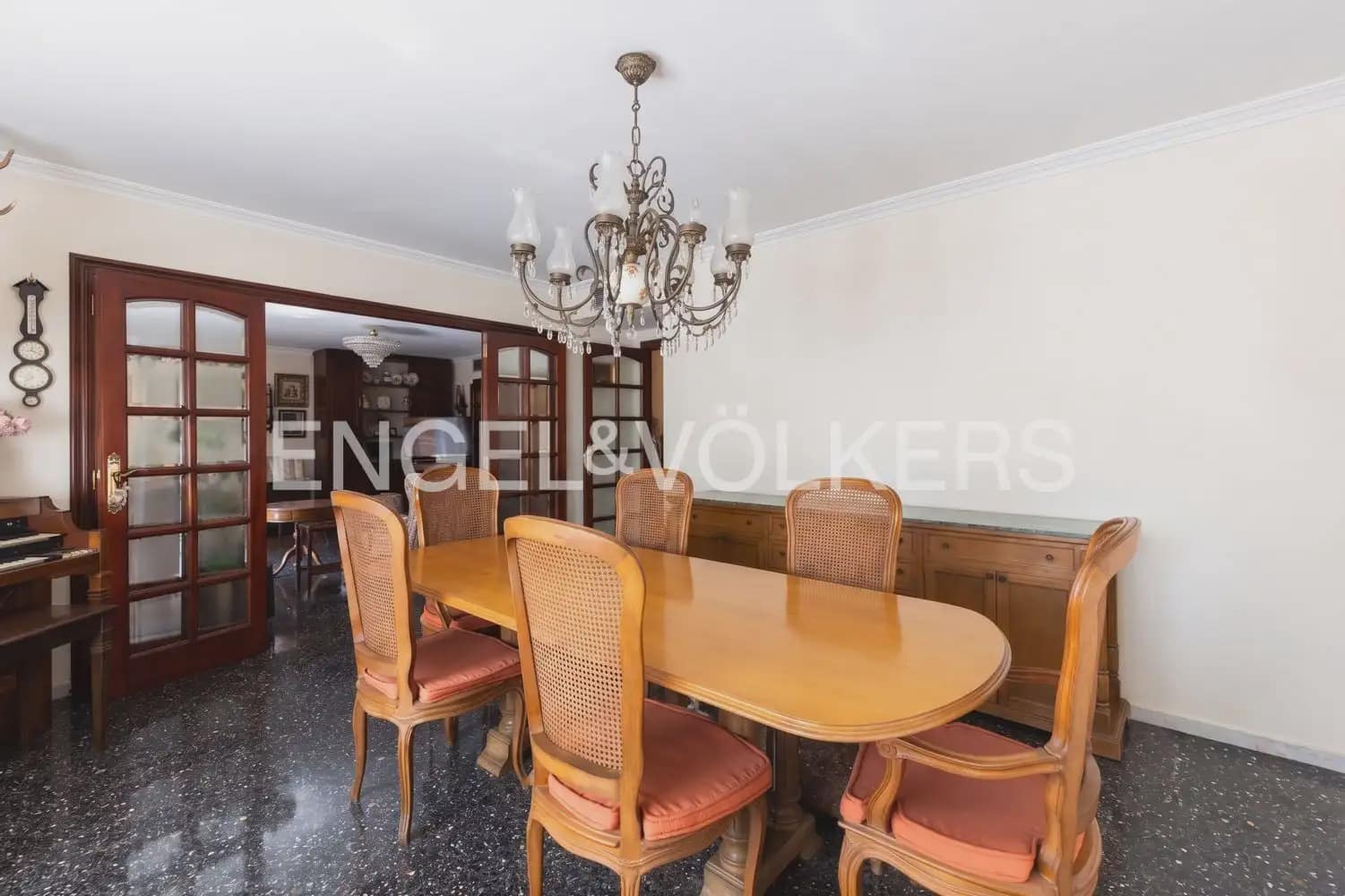 5 soveværelse Lejlighed til salg i Valencia by med garage - € 1.050.000 (Ref: 9919051)