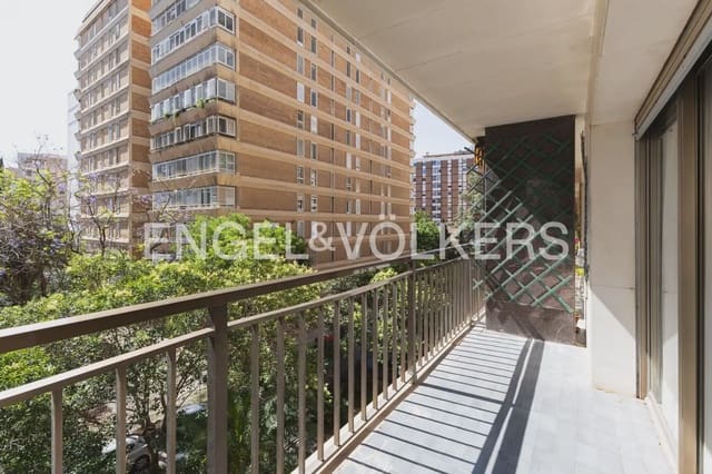 5 soveværelse Lejlighed til salg i Jaume Roig, Valencia by med garage - € 1.050.000 (Ref: 9919051)