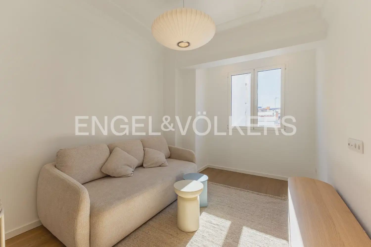Appartement de 2 chambres à louer à Valence ville - 1 500 € (Ref: 9919118)
