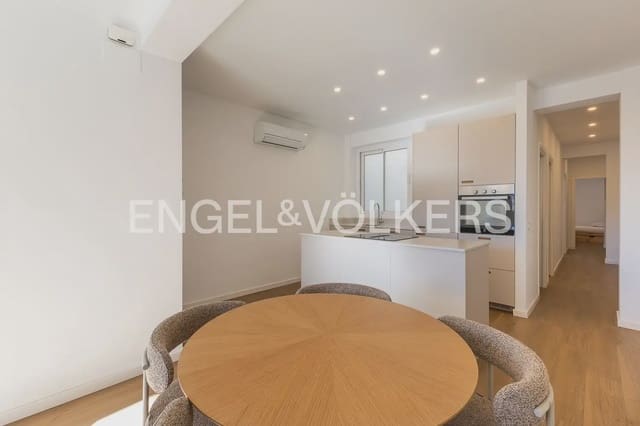 Appartement de 2 chambres à louer à En Corts, Valence ville - 1 500 € (Ref: 9919118)