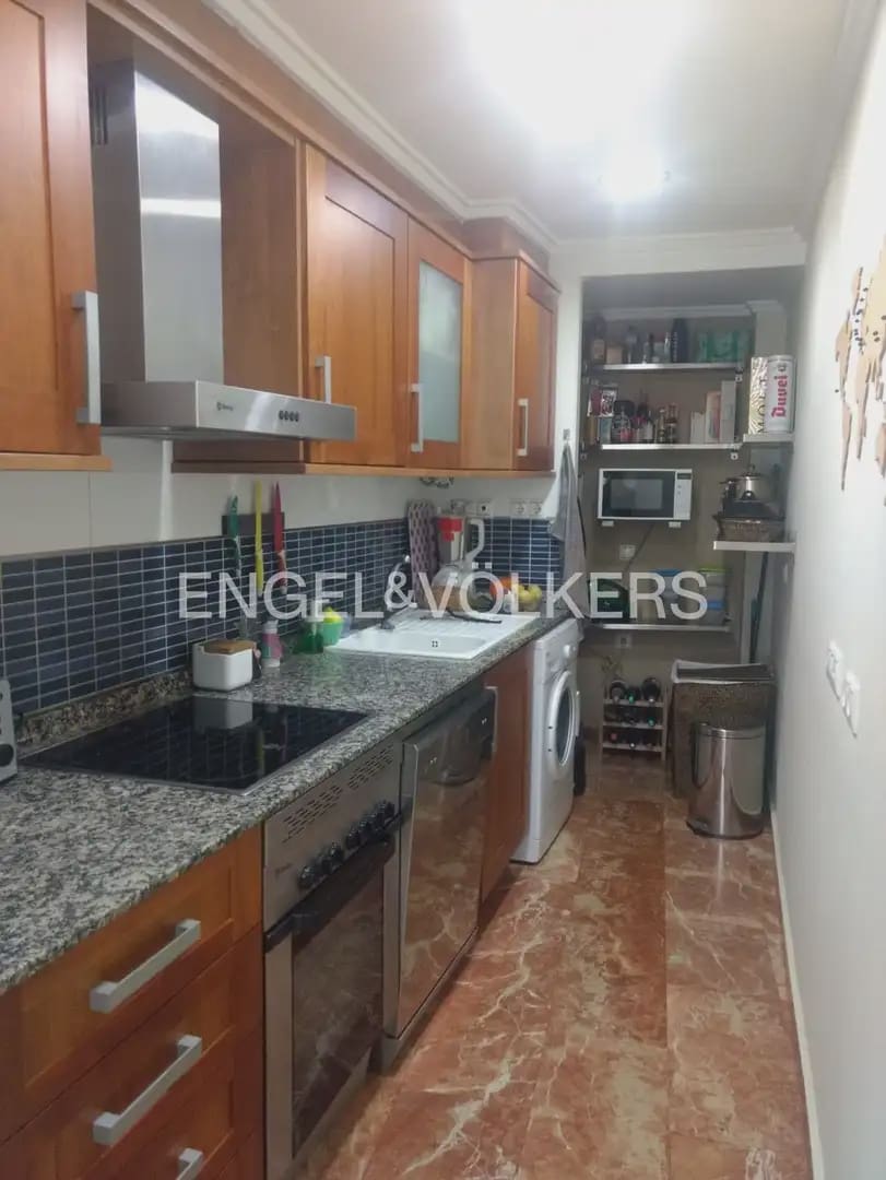 2 bedroom Flat for rent in Valencia city with garage - € 1,475 (Ref: 9919119)
