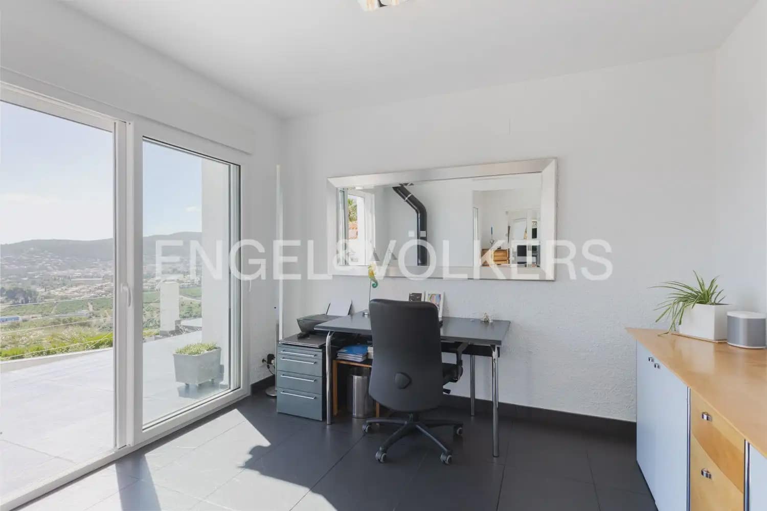 5 bedroom Villa for sale in Orba with pool garage - € 1,195,000 (Ref: 9920876)
