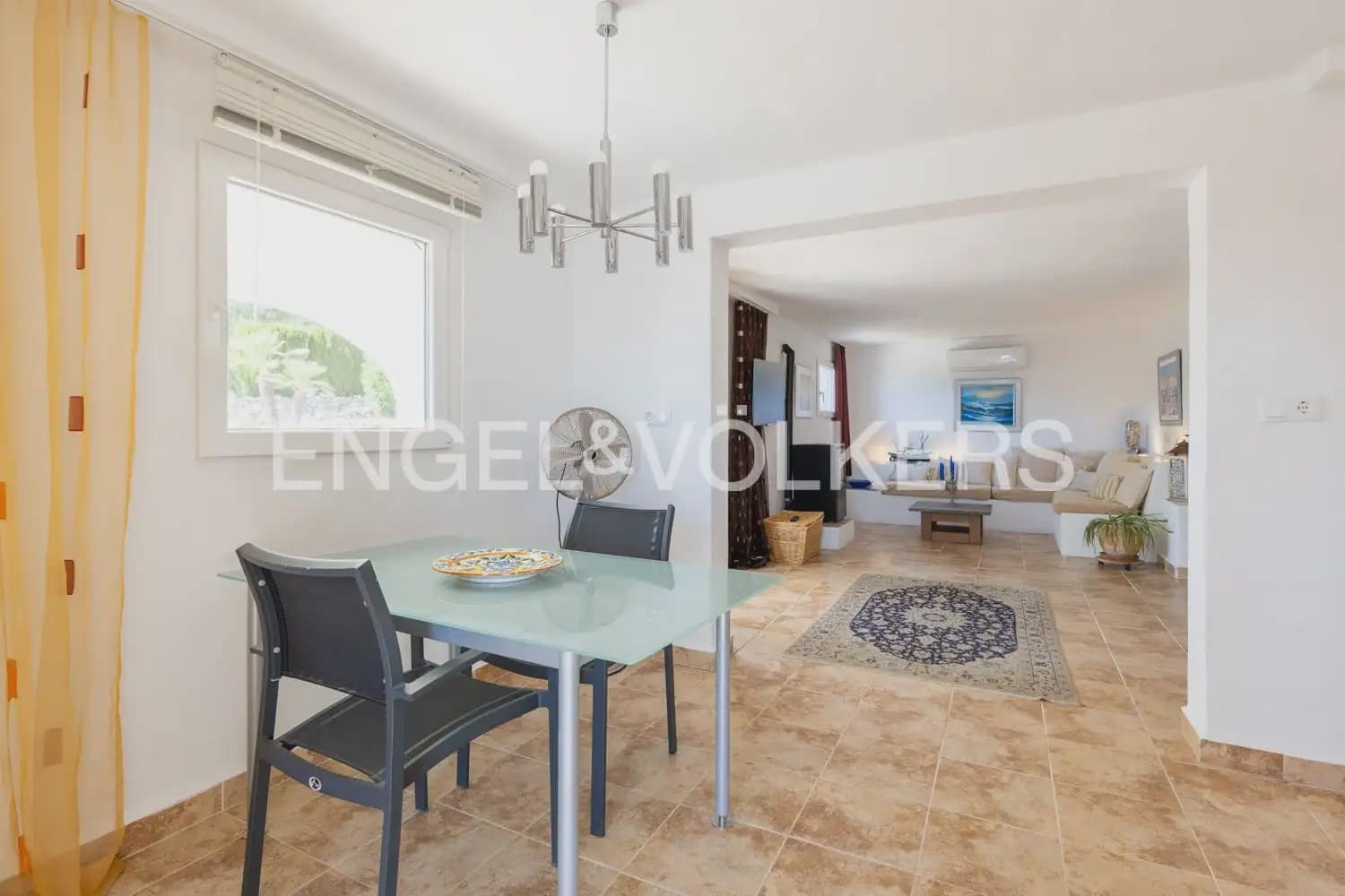 5 bedroom Villa for sale in Orba with pool garage - € 1,195,000 (Ref: 9920876)