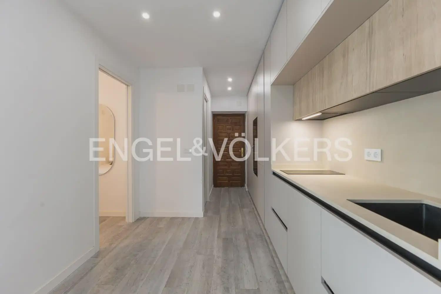 1 slaapkamer Strandappartement te huur in Denia met zwembad - € 1.000 (Ref: 9921030)